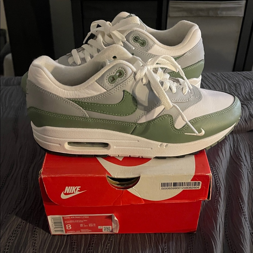 Nike Air Max 1 White and Sage Men’s 8